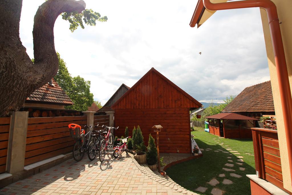 Villa Lienka Bešeňová Esterno foto