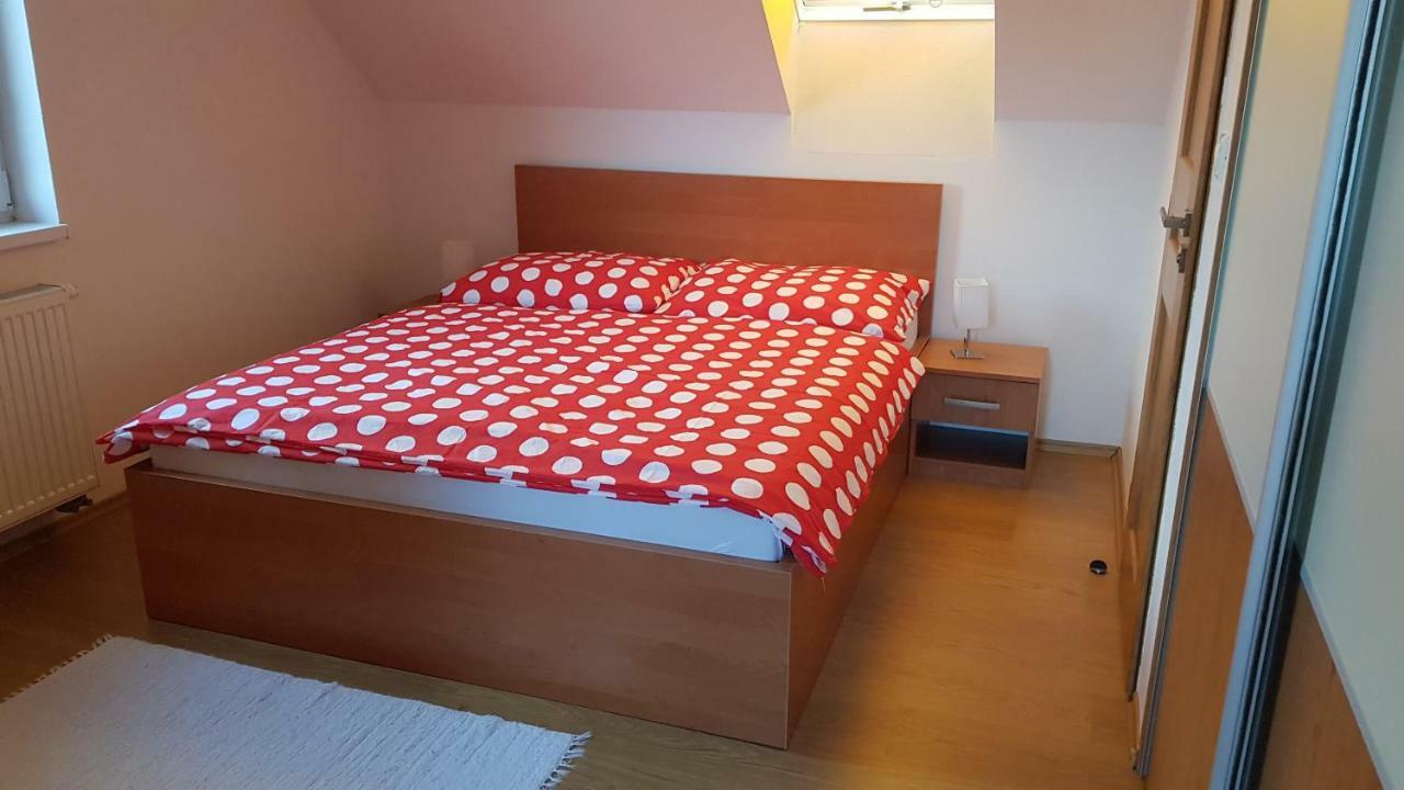 Villa Lienka Bešeňová Esterno foto